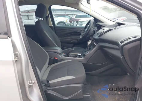 2014 Ford Escape S z USA, uszkodzony, nr VIN 1FMCU0F7XEUB71615